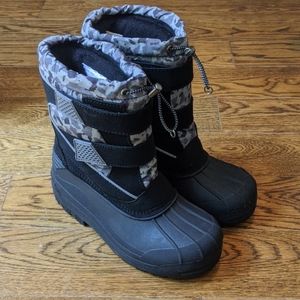 Lands' End Snow Plow Kids Snow Winter Boots size 4